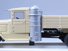 ZIS-13 gas generator beige LOMO-AVM 1:43