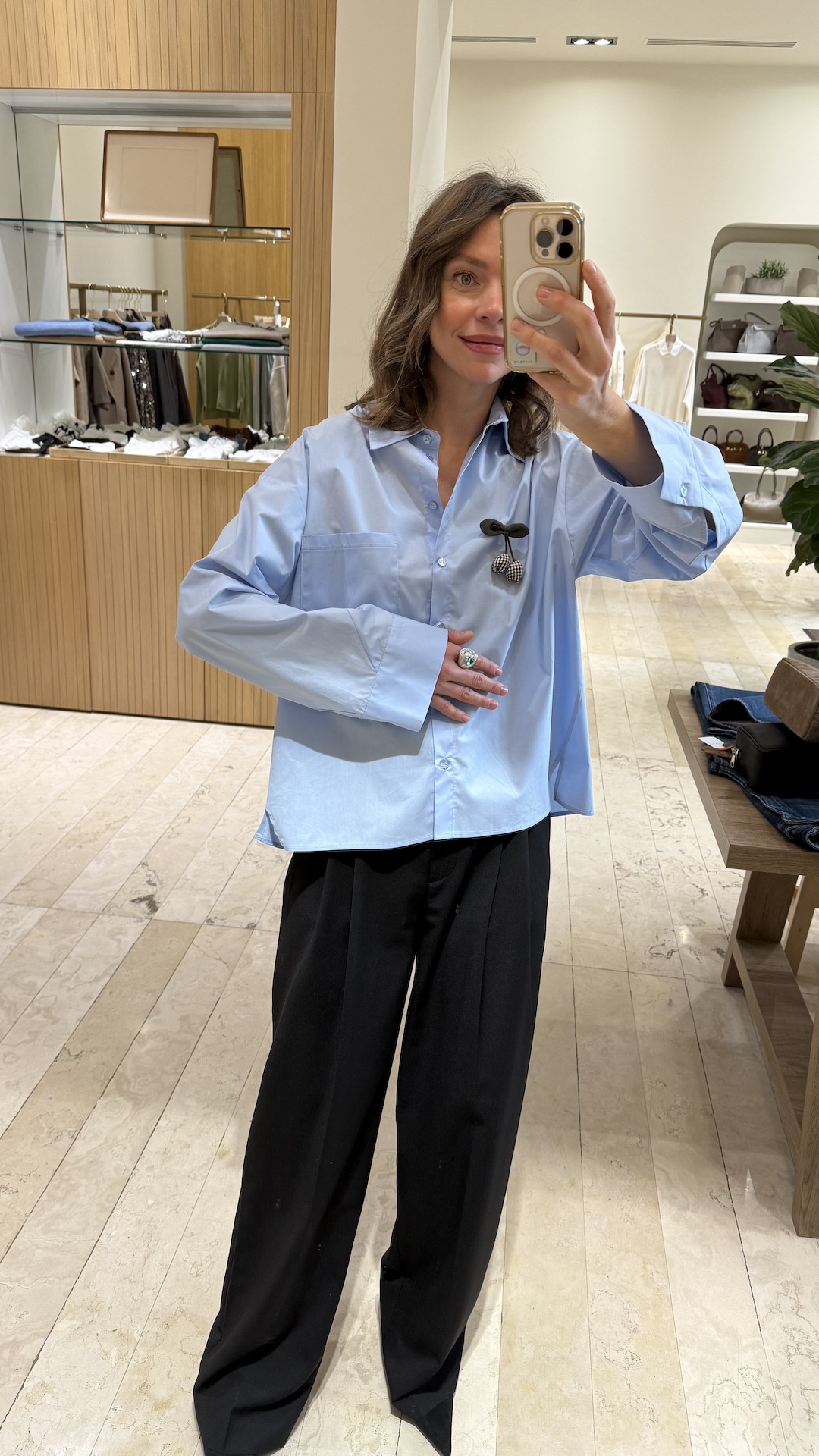 Хлопковая рубашка с двумя карманами