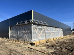 Поставка и монтаж плоской кровли из ПВХ мембраны (система СМАРТ) магазин г. Дегтярск