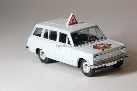 VAZ-2102 Lada Driving school ROSTO Agat Mossar Tantal 1:43