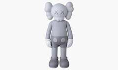 Companion Open Edition Vinyl Figure "Grey"