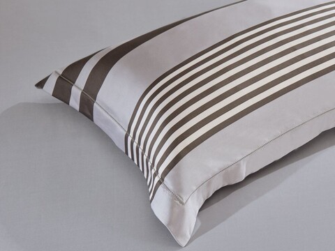 Простыня 240х260см и 2 наволочки 50х70см Asabella 2123-3P