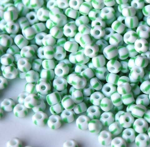 Бисер чешский полосатый Preciosa 03850, размер 8/0