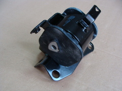 подушка двигателя левая Geely Emgrand  1064001143