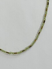 Хризолит (колье из натуральных камней)