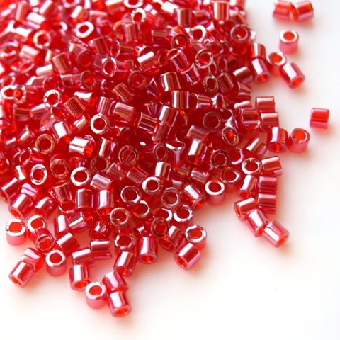 DBL-0098 Бисер цилиндрический Миюки делика 8/0 /Miyuki delica 8/0 Transparent Light Siam Luster