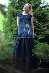 Алла. Платье женское льняное с вышивкой 