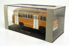 PAZ-672M Classicbus 1:43