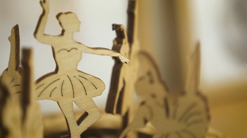 Танцующие балерины от WoodTrick Сборная модель музыкальной шкатулки - деревянный конструктор, 3D пазл