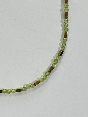 Хризолит (колье из натуральных камней)