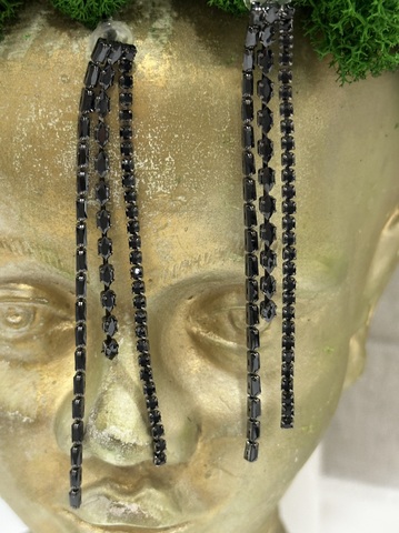 30362- Серьги длинные с подвесками из черных цирконов