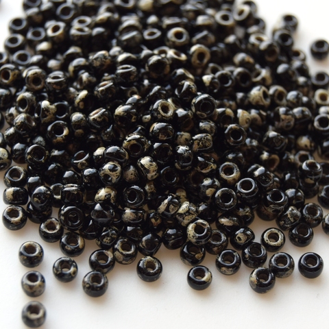 8/0 RR-4511 Бисер круглый Миюки /Miyuki round 8/0 Picasso Opaque Smoky Black