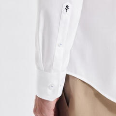 Сорочка мужская Seidensticker Shaped Fit 01.253730-01 белая из лёгкой фактурной ткани