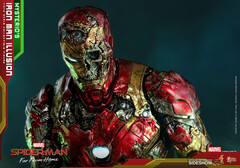 Фигурка Hot Toys Marvel Spider-Man Far From Home: Mysterio's Iron Man Illusion (Бамп)