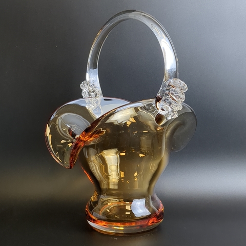 Ваза конфетница в виде корзинки винтажая, цветное гутное стекло, 21.5 см, СССР 1970-1990 гг