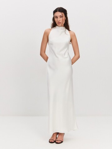 Платье с качелями макси