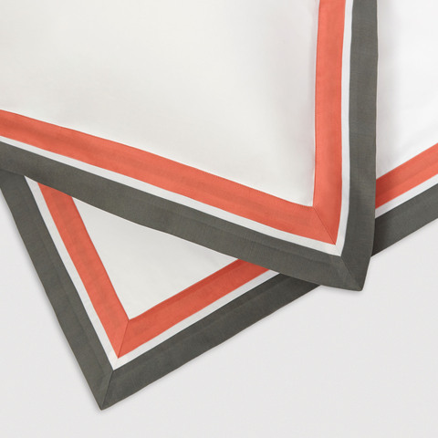 Постельное белье 2 спальное евро Сlaire&Caroll Jacqueline белое с серо-зеленым кантом