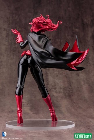 DC Bishoujo Batwoman Statue