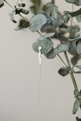 моносерьга муза