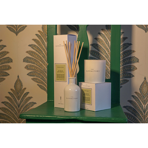 Свеча ароматическая 60ч Ambientair The Olphactory White Insignia Acqua Bergamota