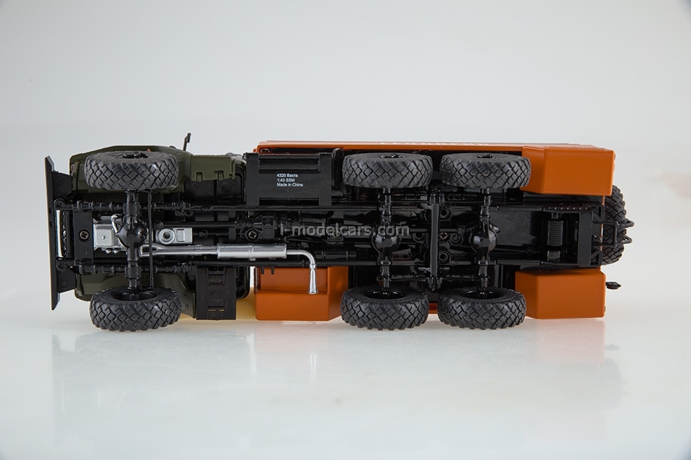 Ural-4320 NEFAZ-42112 shift work bus khaki-orange 1:43 Start