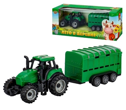 Трактор с прицепом для перевозки животных 