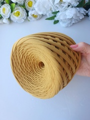 Milk knitted yarn