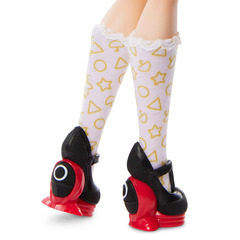 Ён Хи Игра в Кальмара. Коллектор Монстер Хай