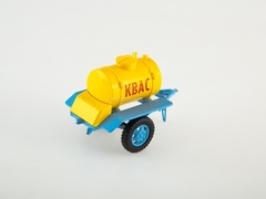 Trailer ACPT-0,9 tanker for Kvas yellow-blue 1:43 AutoHistory