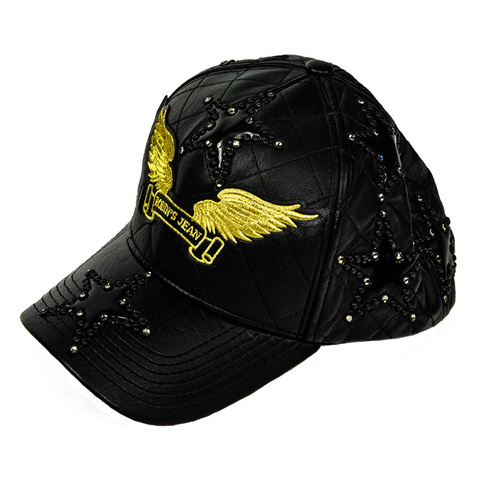 Robin&#39;s Jean | Бейсболка мужская BLACK QUILTED LEATHER CAP WITH STUDDED STARS левый бок