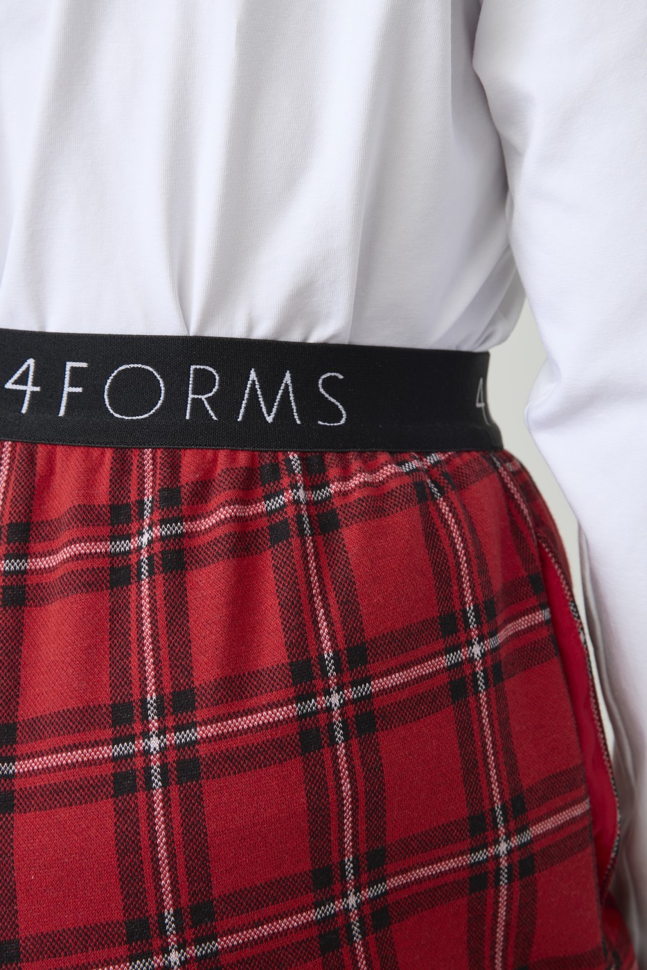 Брюки в клетку удлиненные, красный