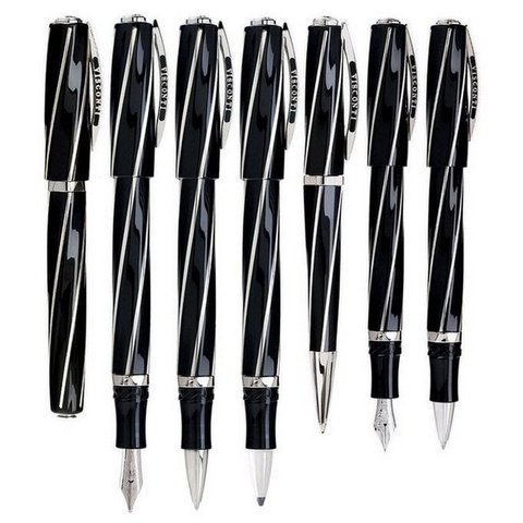 Ручка перьевая Visconti Divina Elegance Medium, Black ST (Vs-267-02F)