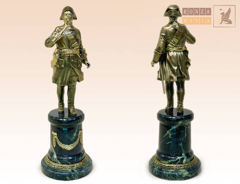 статуэтка Петр 1 с трубой  на пьедестале