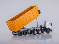 MAZ-6422 white and semi-trailer of wood chips MAZ-9506-30 1:43 AutoHistory