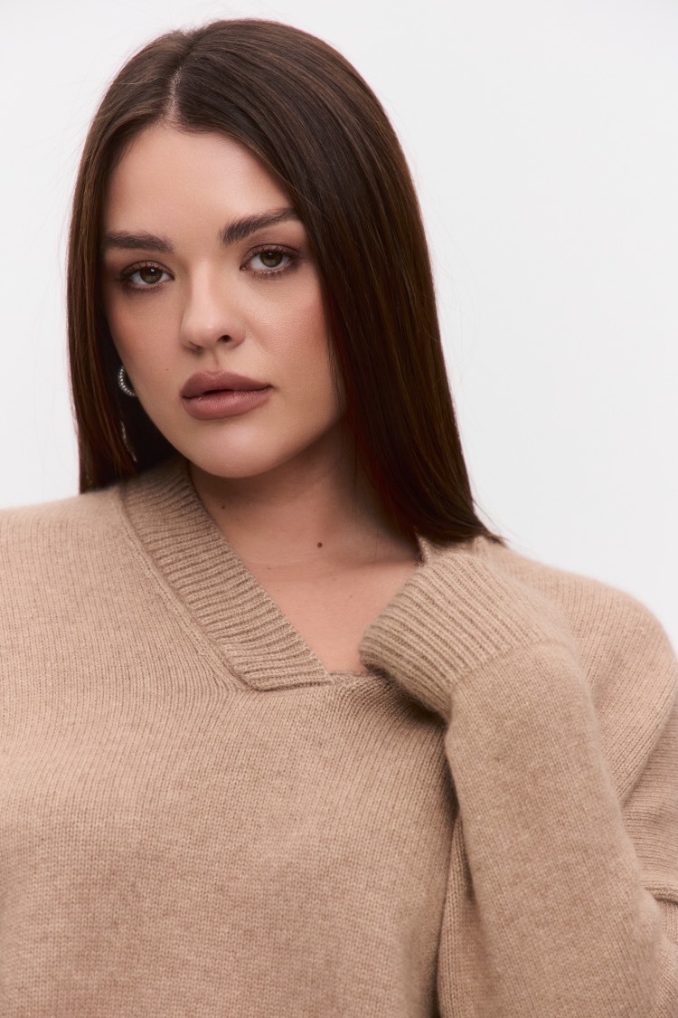 Джемпер вязаный из премиальной шерсти, бежевый