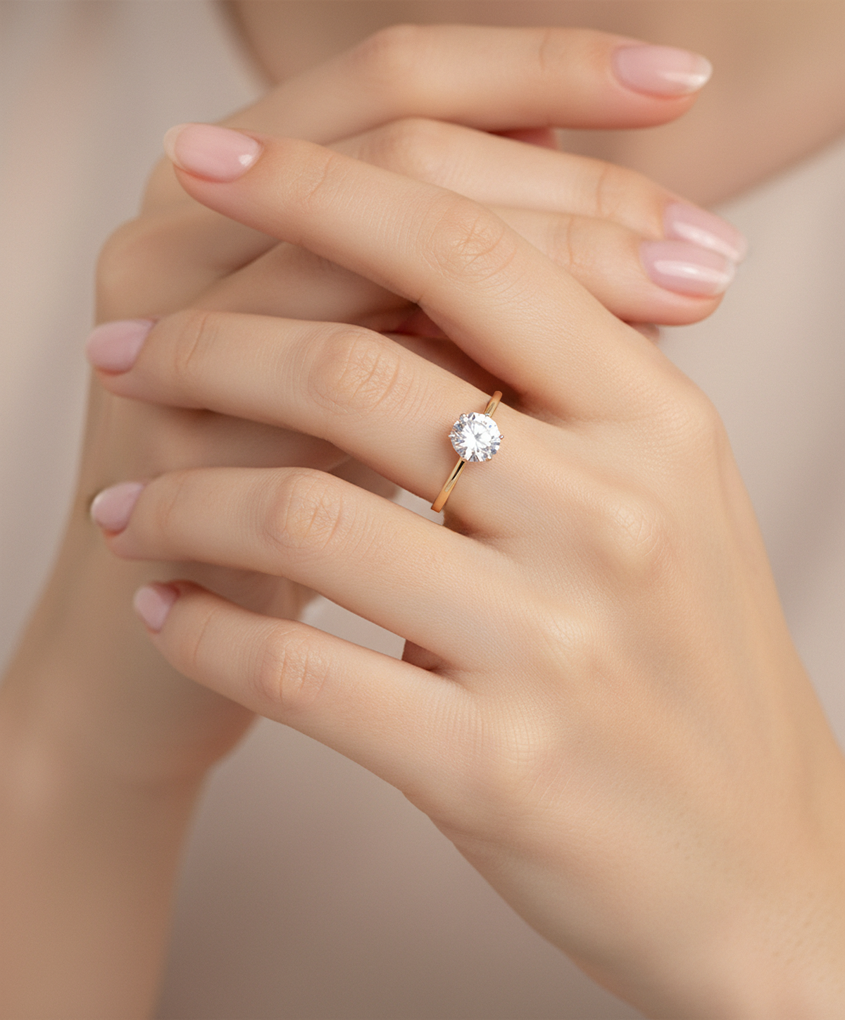 Кольцо из золота с фианитом, 16788