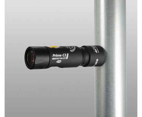 Фонарь карманный Armytek Prime C1 Magnet USB XP-L черный/белый лам.:светодиод. 18350x1 (F05601SW)