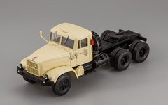 KRAZ-258B1 truck tractor 1987-1993 beige 1:43 Nash Avtoprom