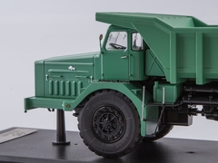 MAZ-530 dumper 40 tons (metal cabin, body, frame) 1:43 Start Scale Models (SSM)