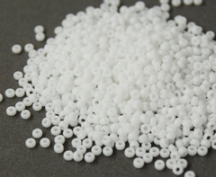 6/0 RR-0402 Opaque White