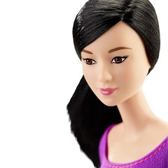 Барби в фиолетовом топе. Безграничные движения