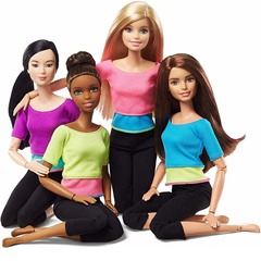 Барби в фиолетовом топе. Безграничные движения