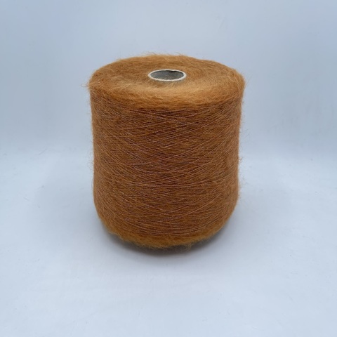 Mister Joe (пр.Италия),art-Paradise 1150м/100гр,35% Суперкидмохер 35% Меринос 27% Полиамид 3% Эластан, цвет-Рыжий на белой основе, арт-24521