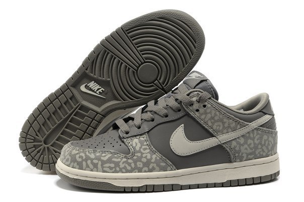 Nike dunk low chrome hearts