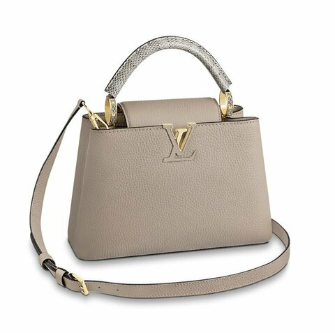 Сумка Louis Vuitton Capucines BB бежевый