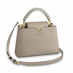 Сумка Louis Vuitton Capucines BB бежевый