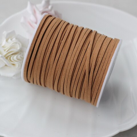 Шнур замшевый (искусственный), светло-коричневый, 2,3*1 мм, 1 метр, ШН004