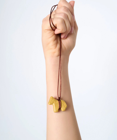 Талисман Лошадка горчичный