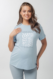 Футболка для беременных 18116 голубой принт Моне белый
