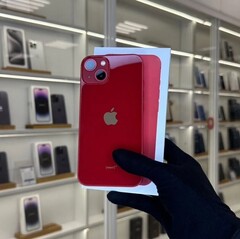 iPhone 13, 256 ГБ б/у